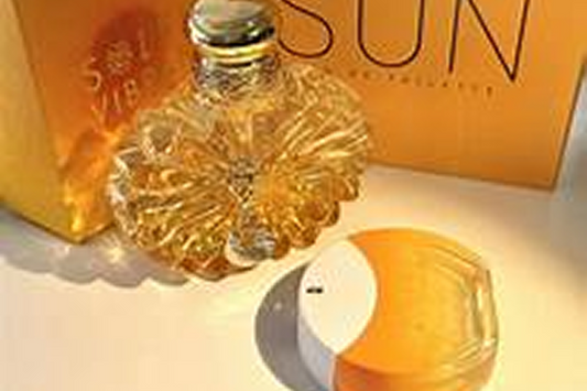 Discover the Smart Collection Perfumes : Your signature scents