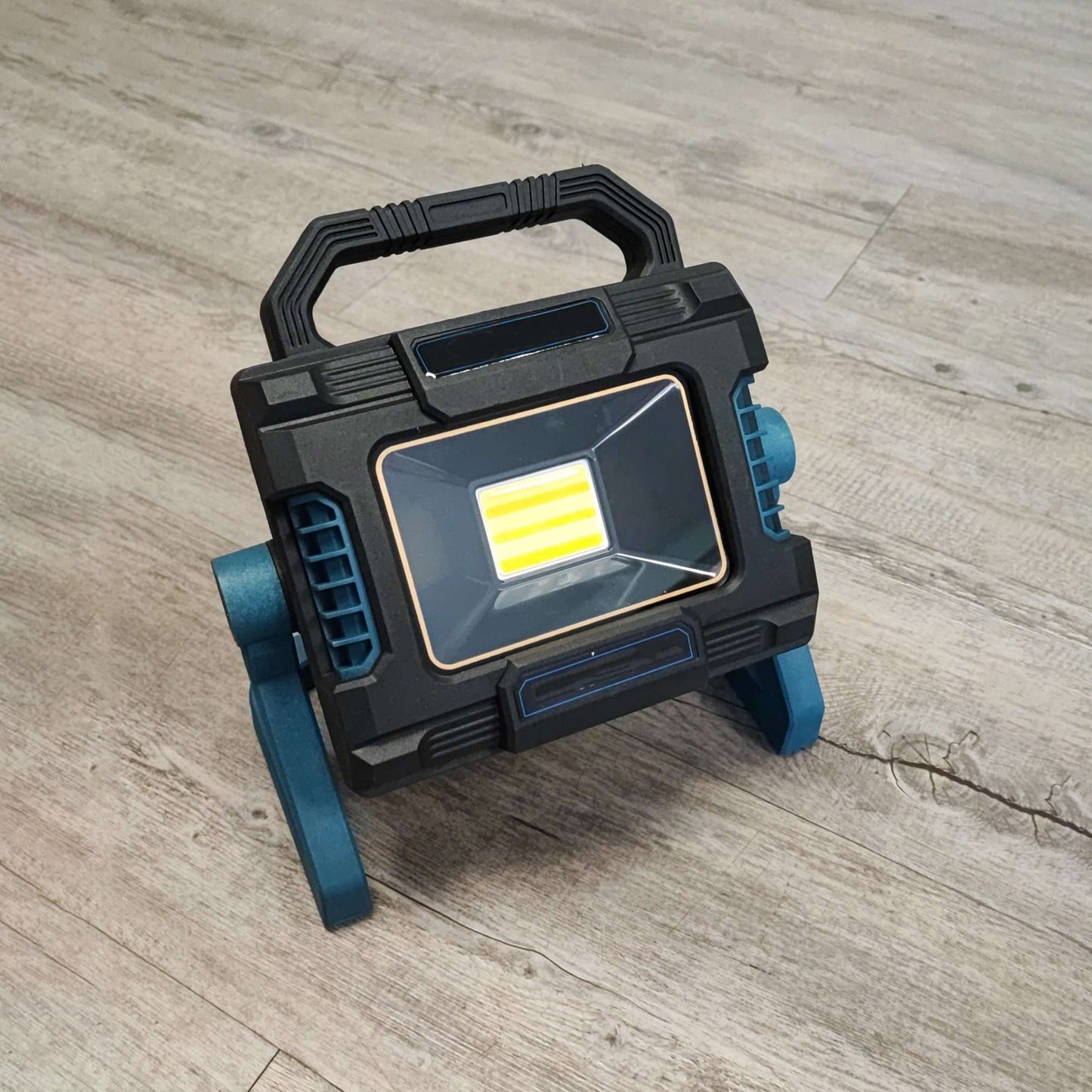 W8100B MULTIFUNCTION LIGHT