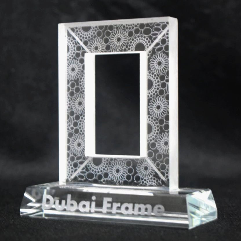 DUBAI FRAME CRYSTAL