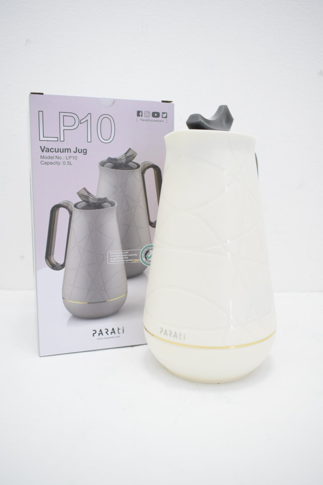 NB4958A WHITE 0.5LTR VACUUM JUG LP10