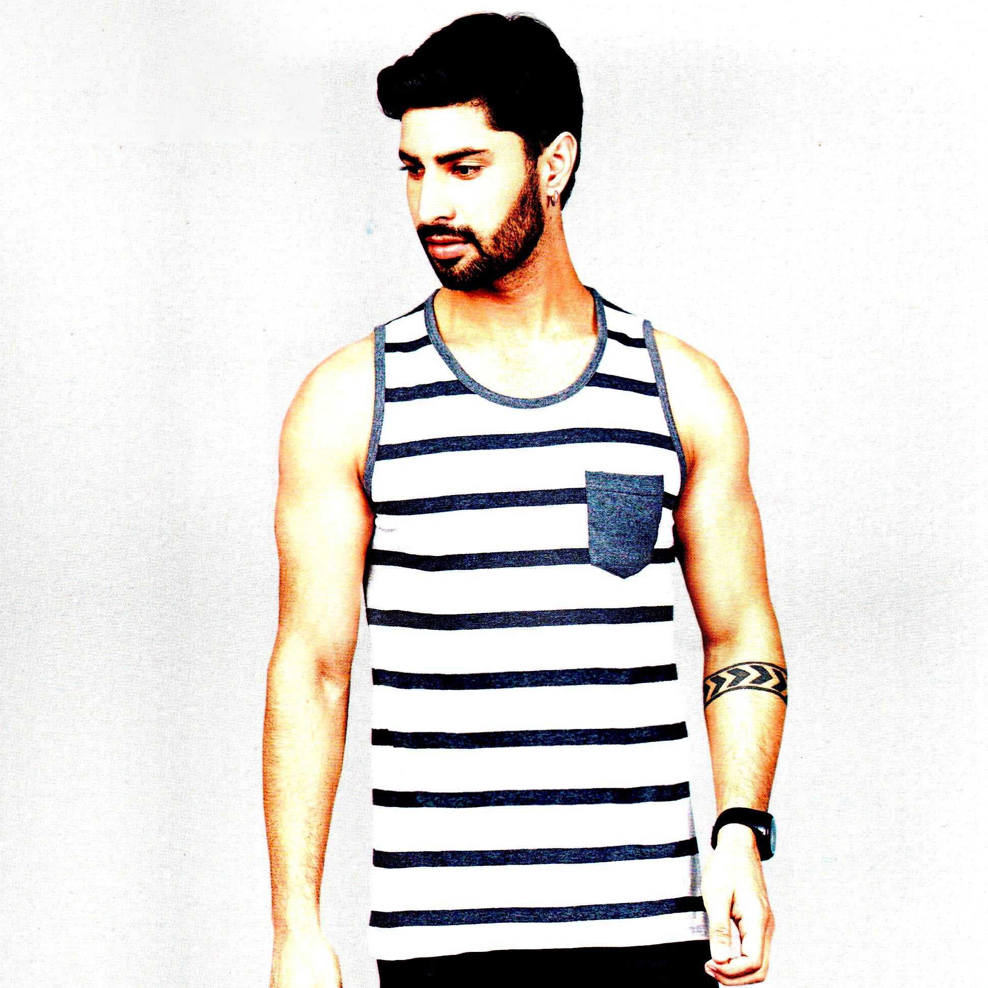 MENS T-SHIRT