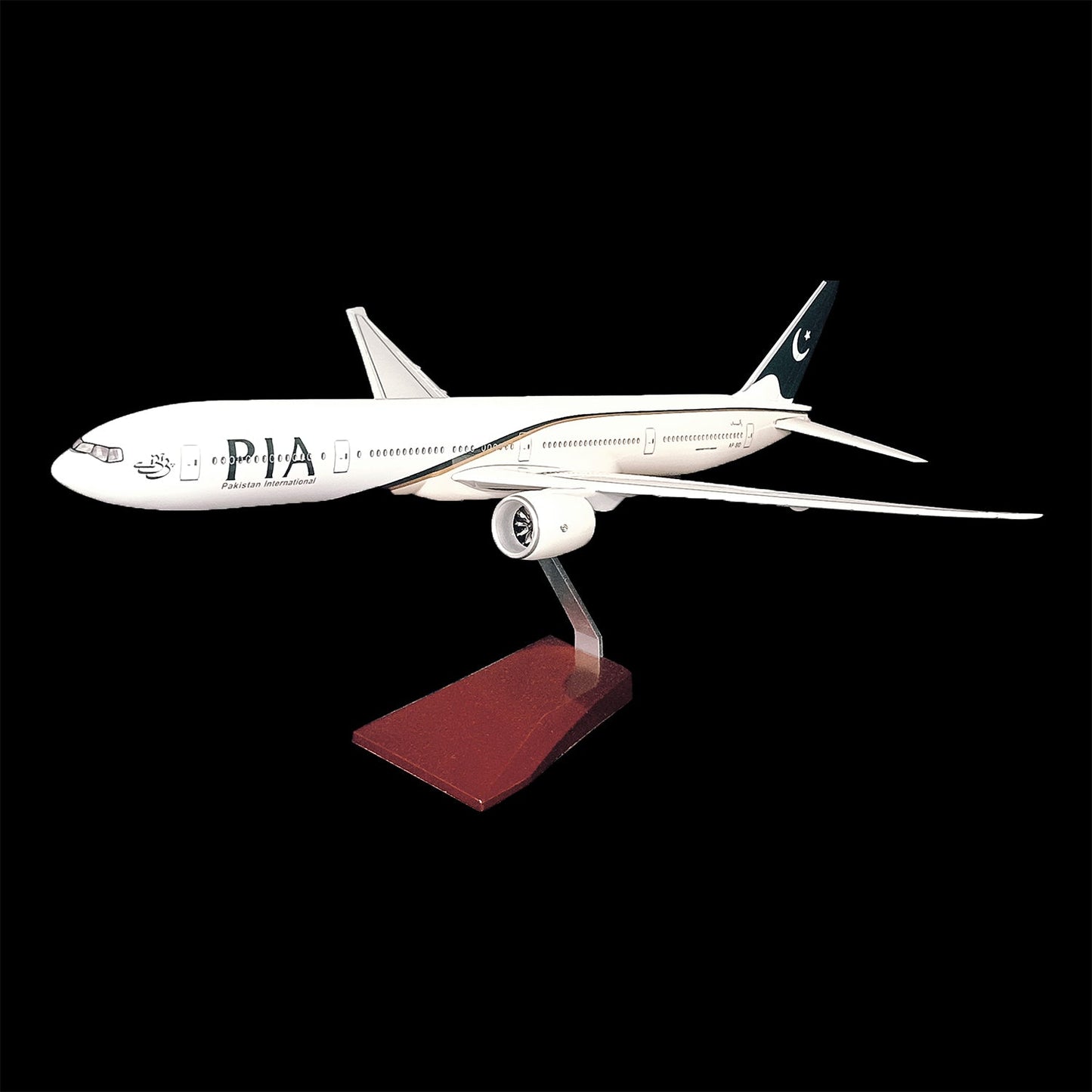 Pakistan Interational Airline Aircraft Model 45cm