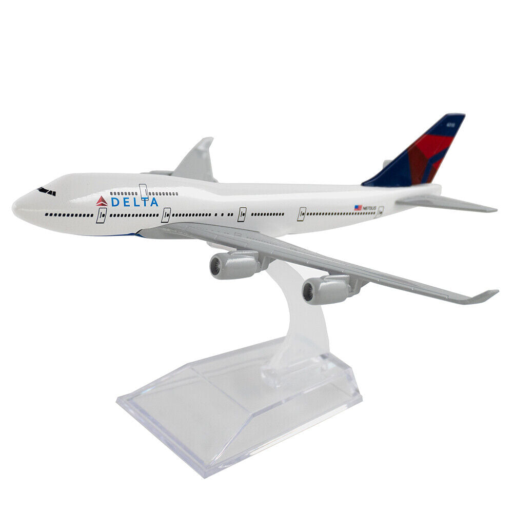 16cm Aircraft Boeing 747 Delta Airlines Model Alloy B747 Plane Toys