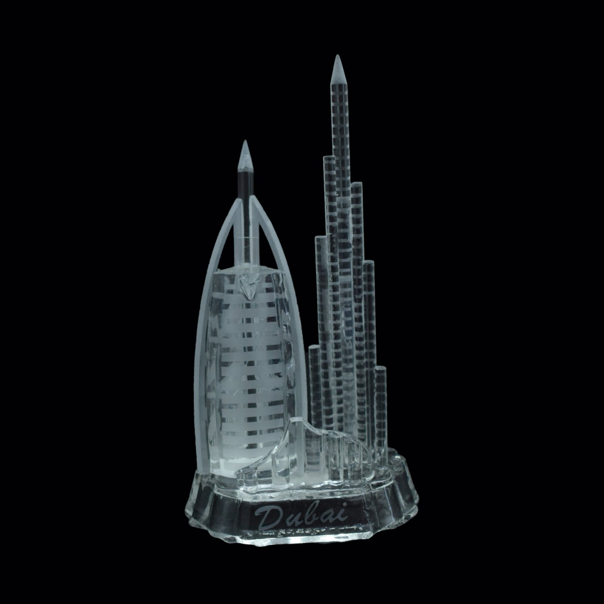 Corporate gift UAE memento Spectacular Iconic Dubai skyline 3d laser engraved Crystal Dimenssions: 15 * 9 * 5 CM